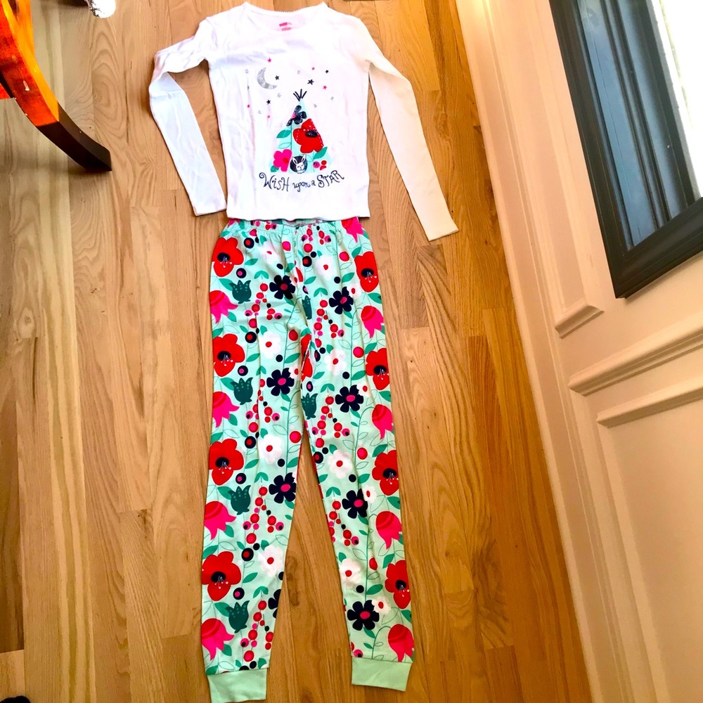 NWT GIRLS Pajamas